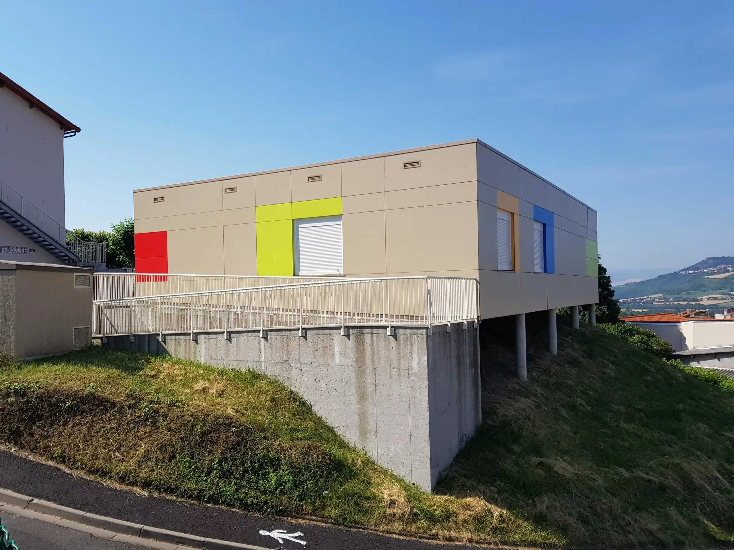 Education<br /> Collectivités